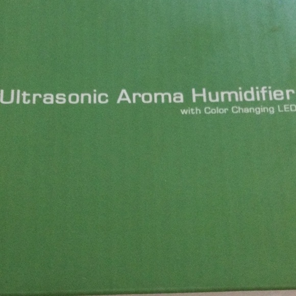 Ultrasonic Aroma Humidifier with LED - Picture 5 of 5